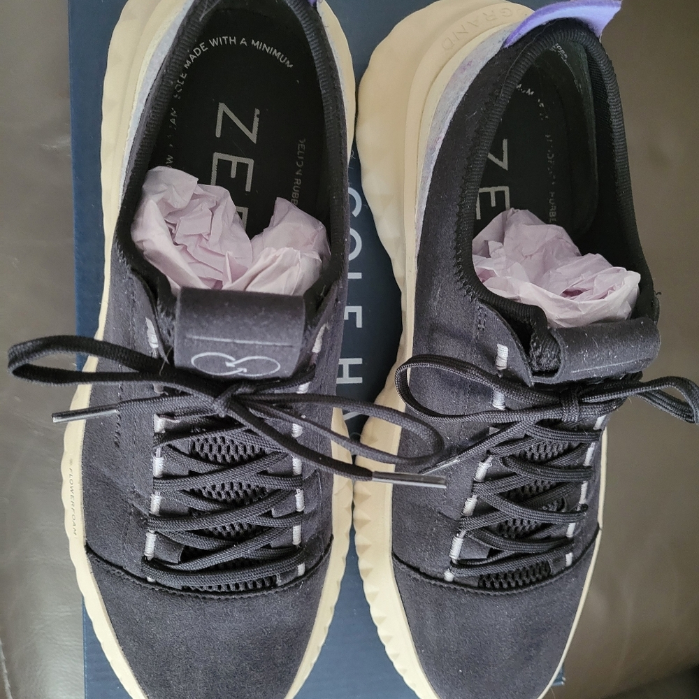 Cole Hahn Generation Z Grand 2 Size 8 - Black